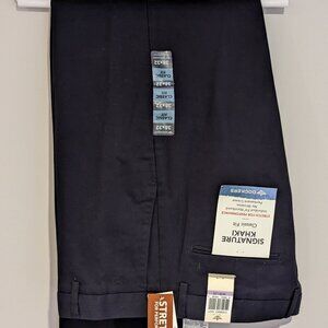 Dockers Signature Khaki Classic Fit Mens Stretch Pants 38W/32L Navy Blue